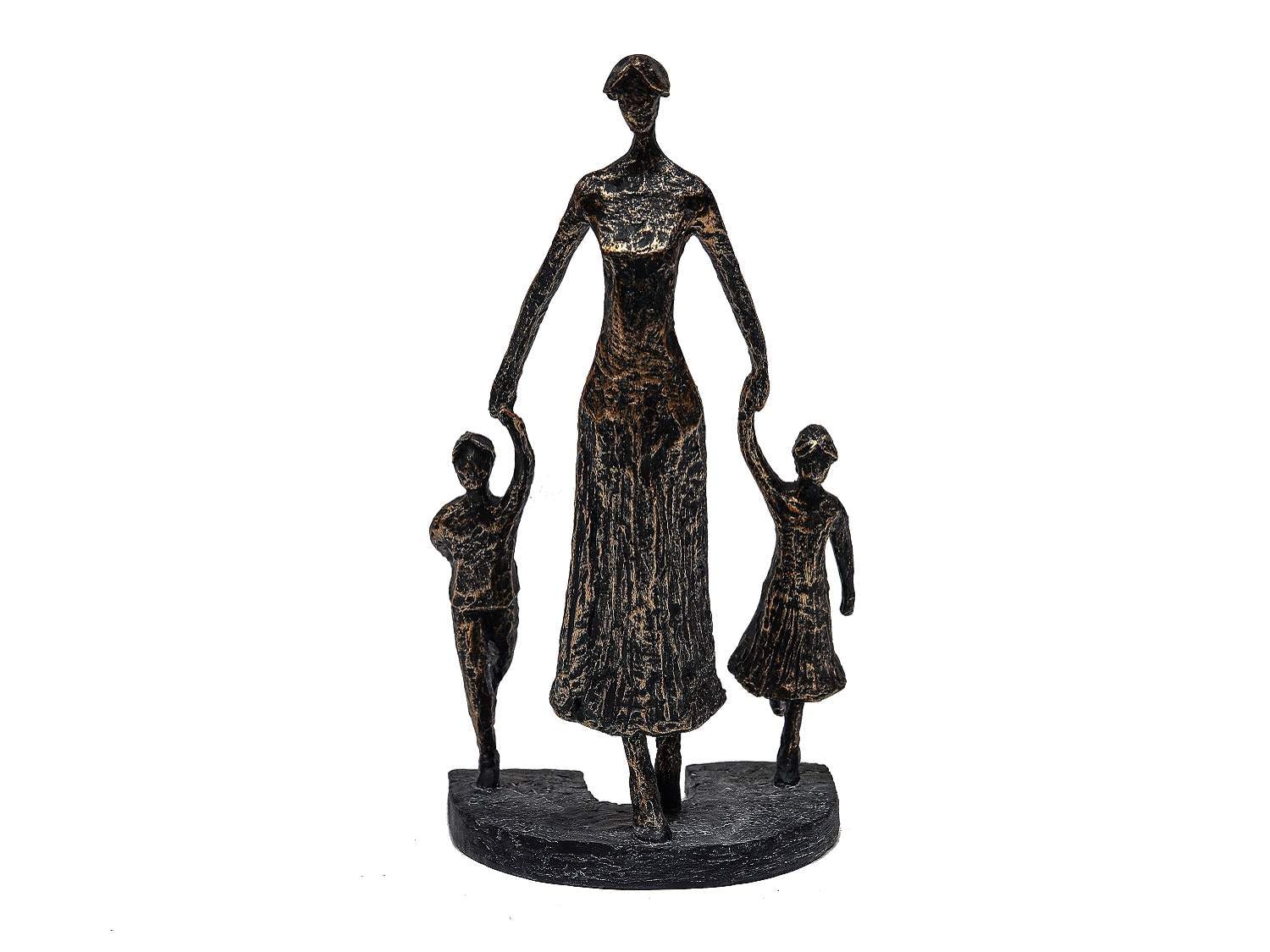 Family Sculpture 13 in