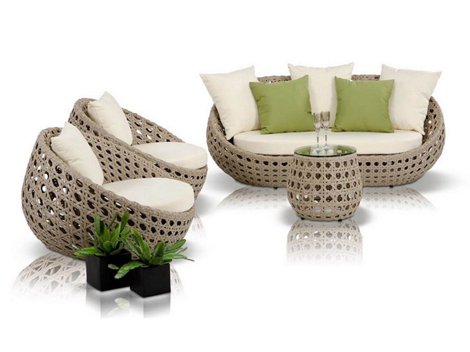 MIAMI Outdoor Seating Set - Front View