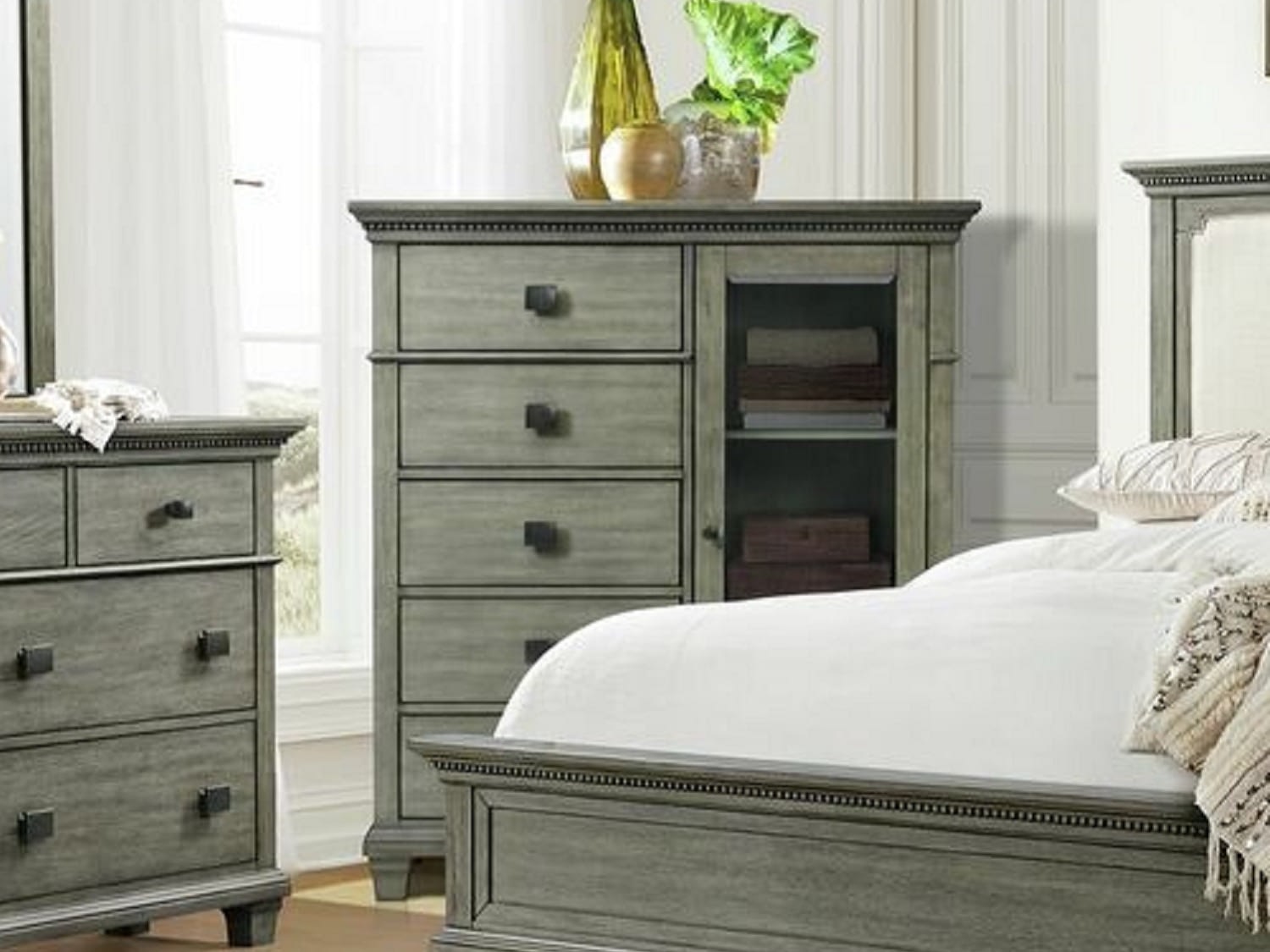 DANFORD Chest of Drawers